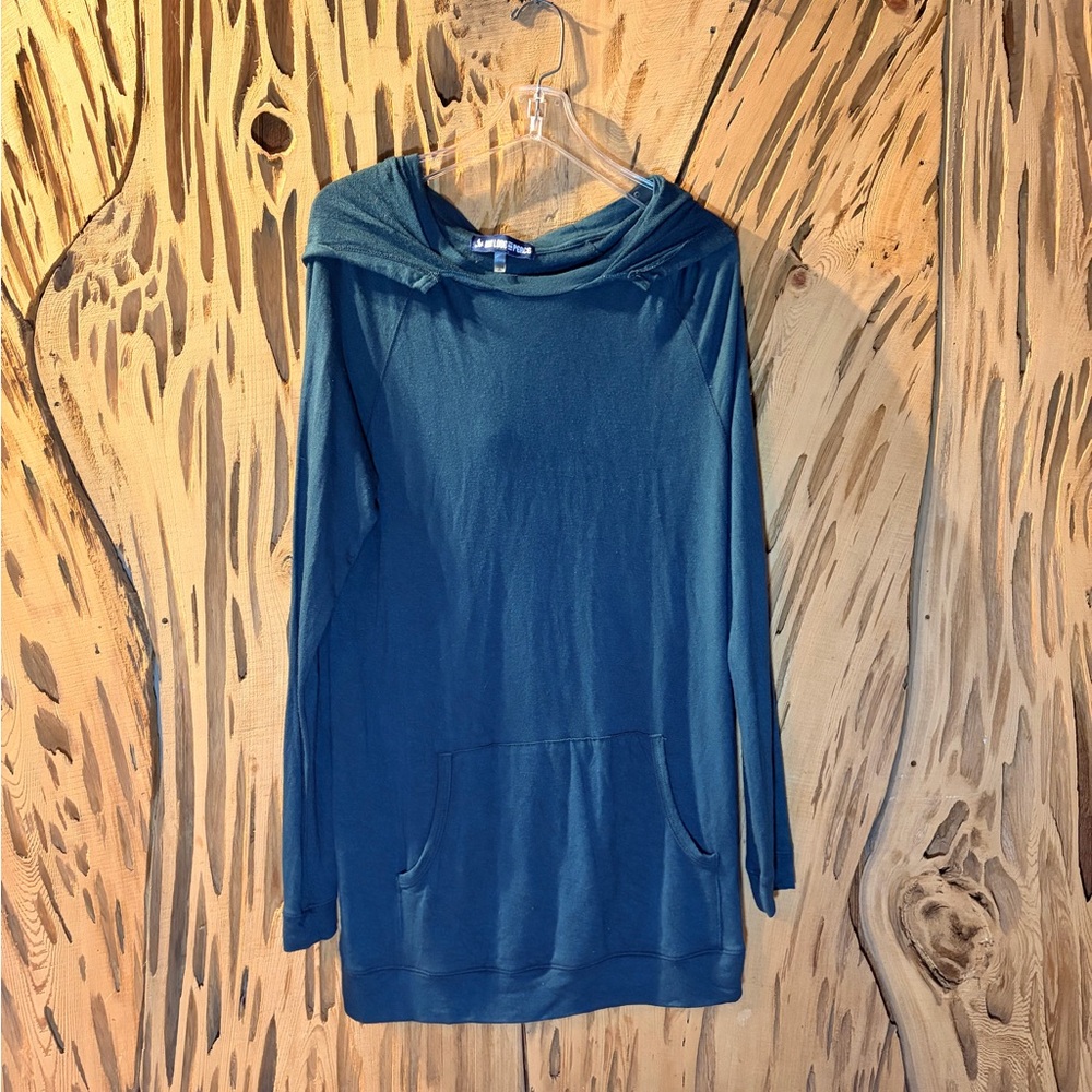 Ink love and peace green soft slouchy hoodie. Size:M